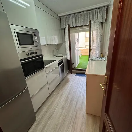 At 20 M De La Playa * Isla Plana