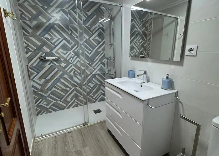 At 20 M De La Playa Isla Plana