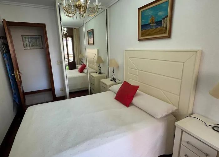 At 20 M De La Playa *